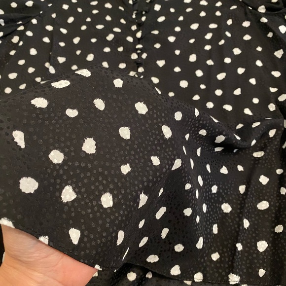 Rebecca Taylor Black Polka Dot Long Sleeve Tie Top Sz 4 or Small - Picture 9 of 11
